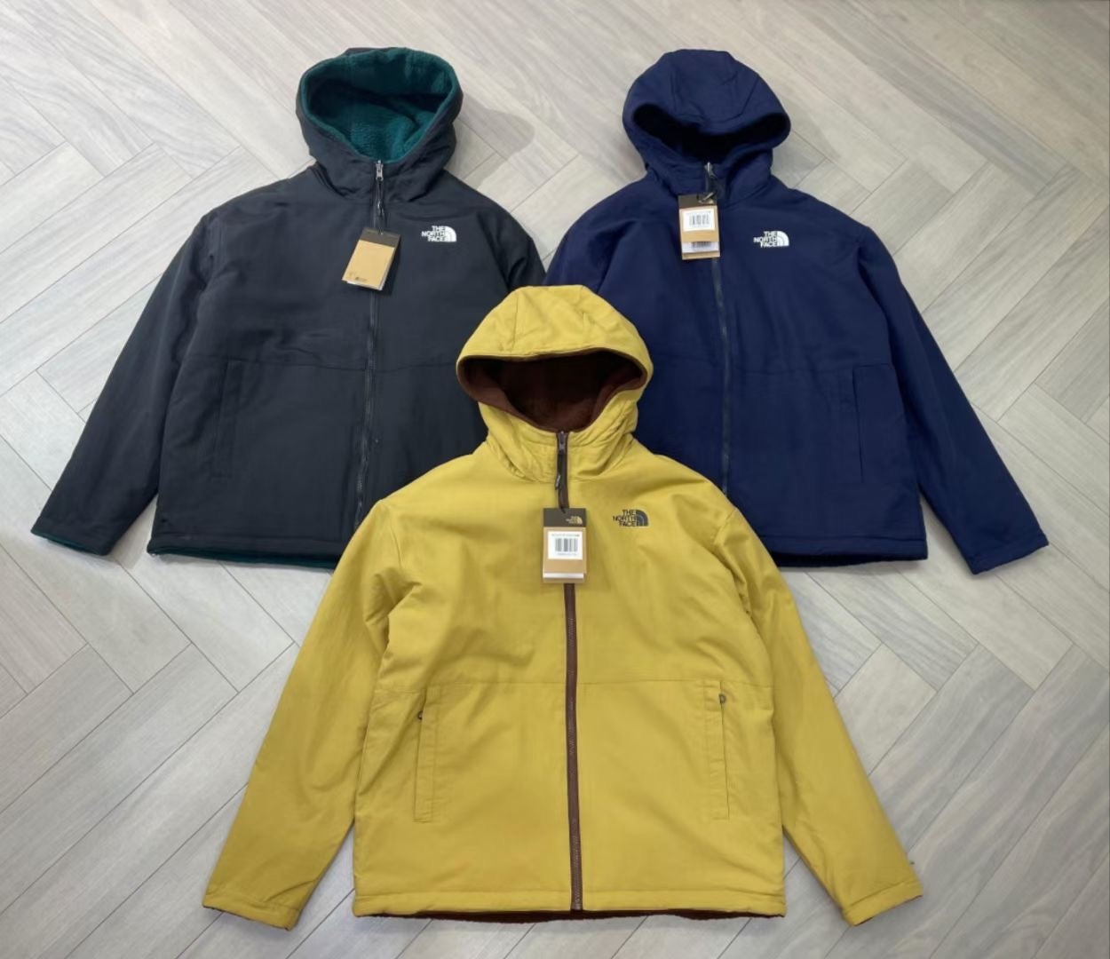 TNF 雙面外套
