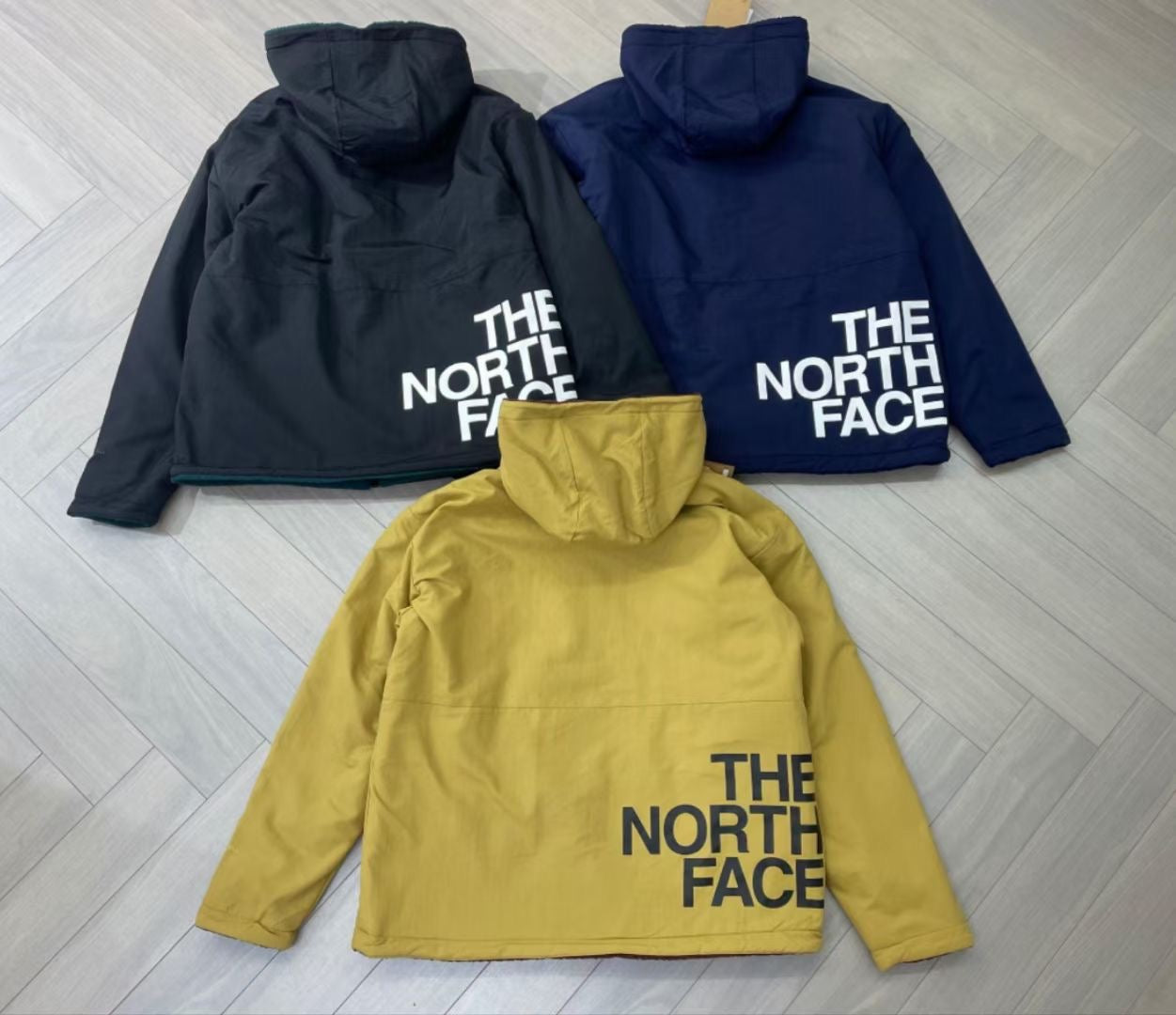 TNF 雙面外套