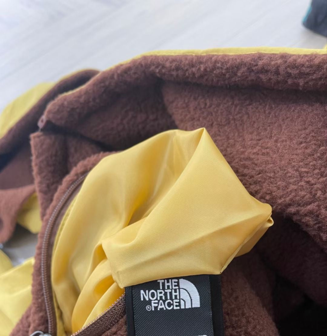 TNF 雙面外套