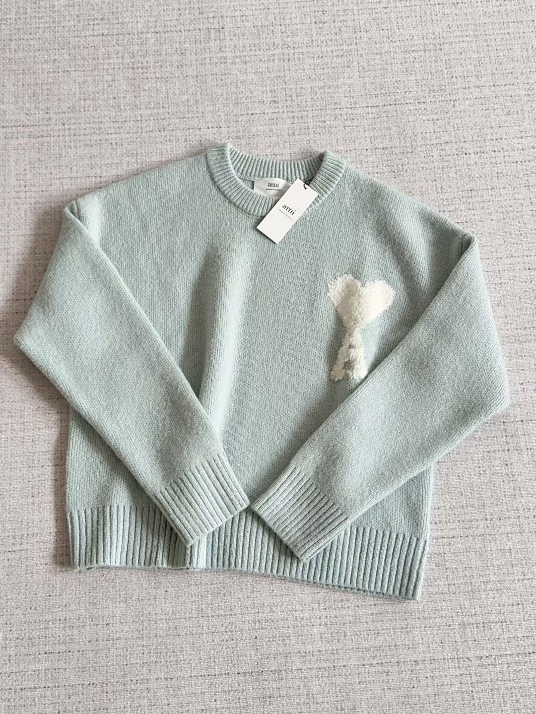 Ami 心心冷衫