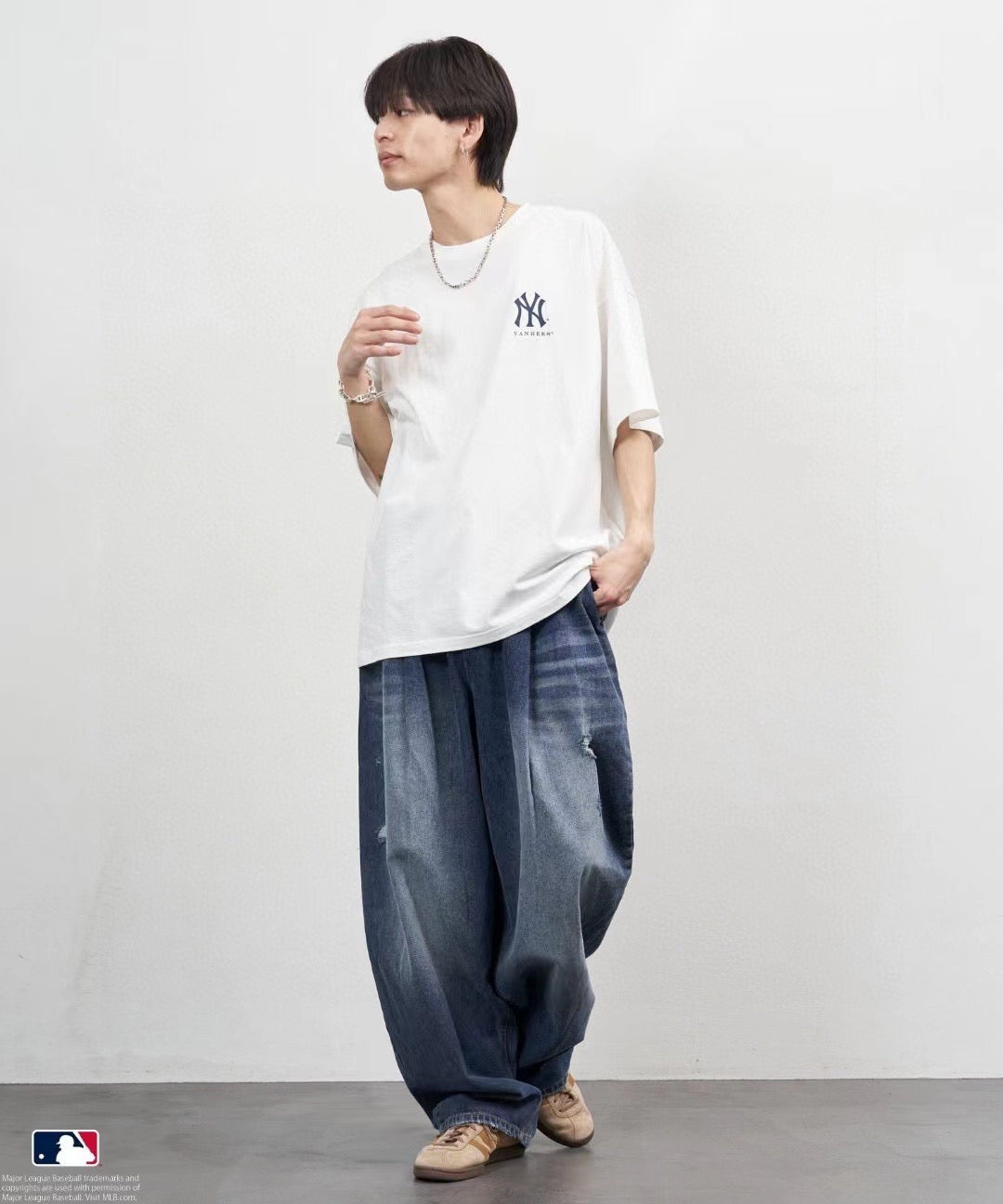 MLB 字母tee
