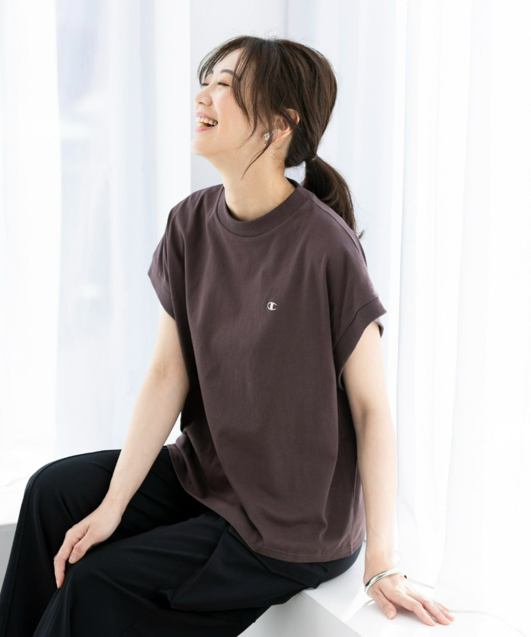 Champion logo tee