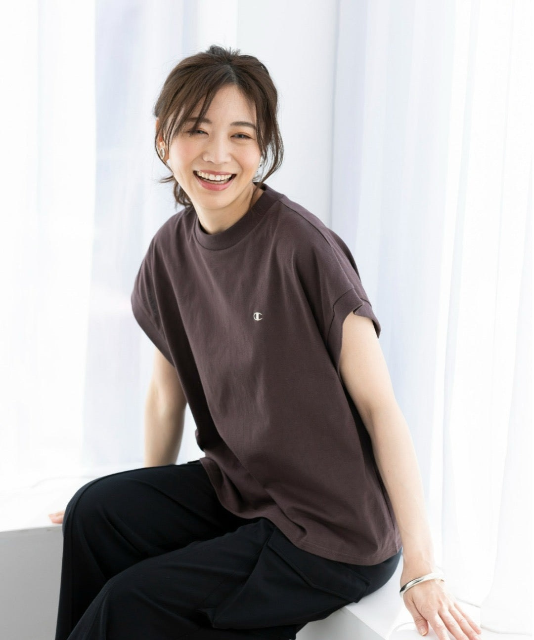 Champion logo tee
