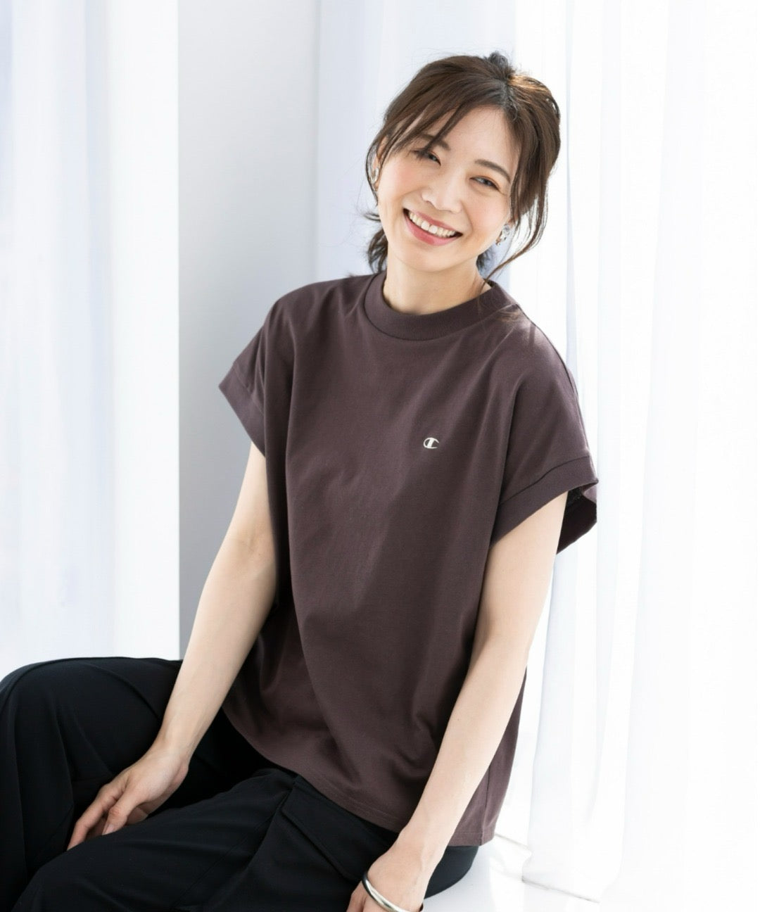 Champion logo tee