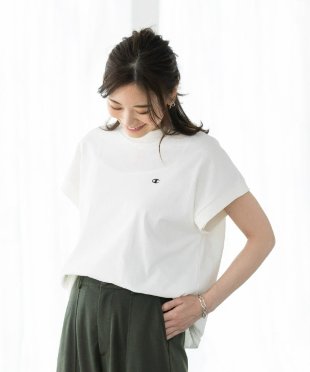 Champion logo tee