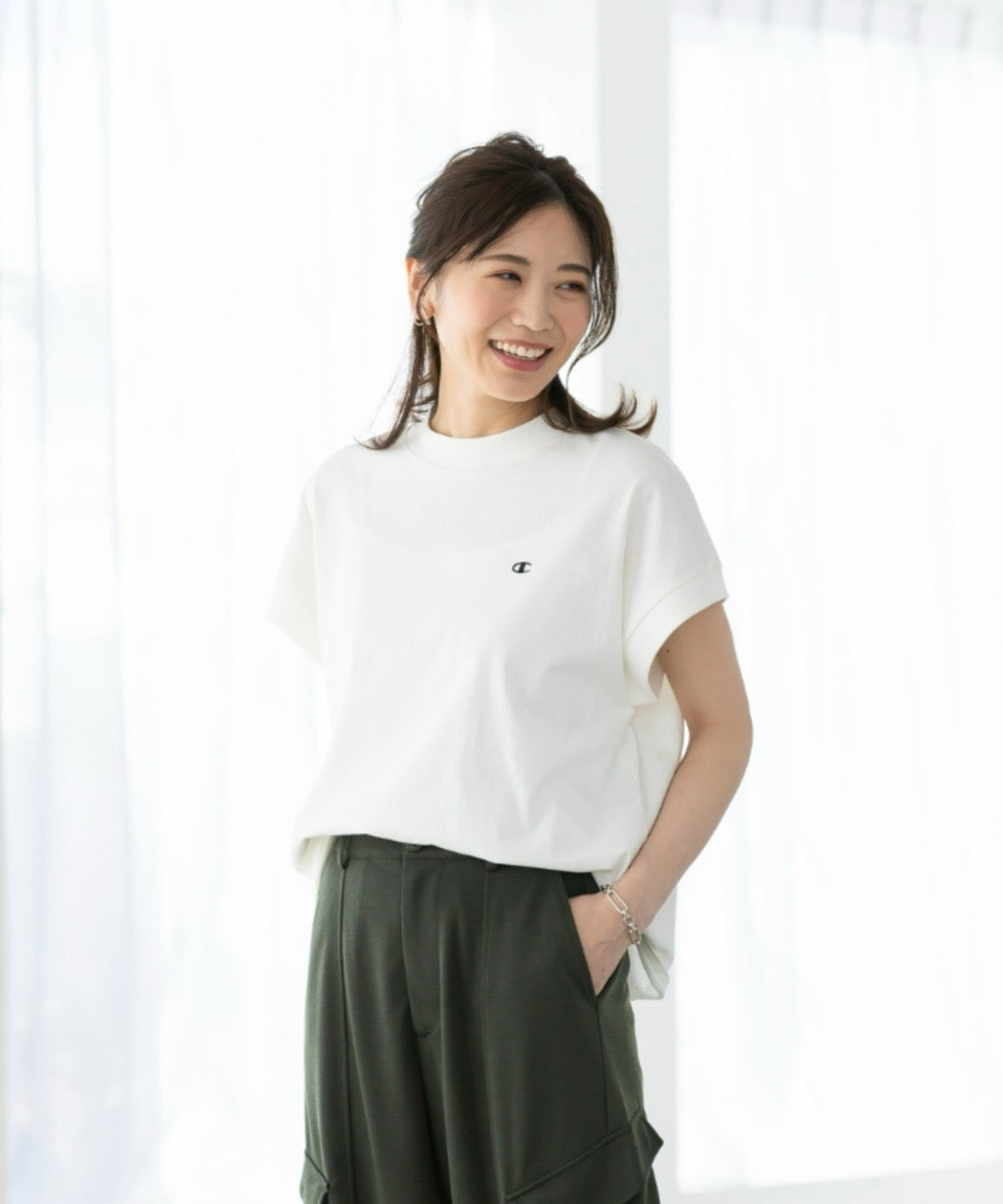 Champion logo tee