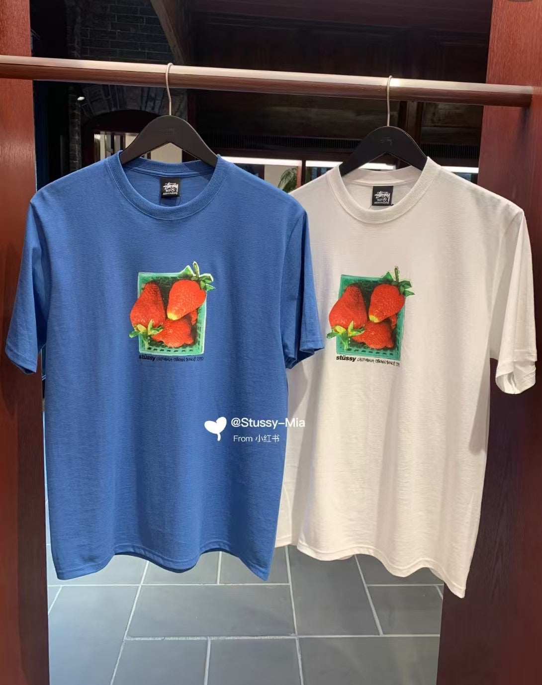 Stussy x strawberry tee