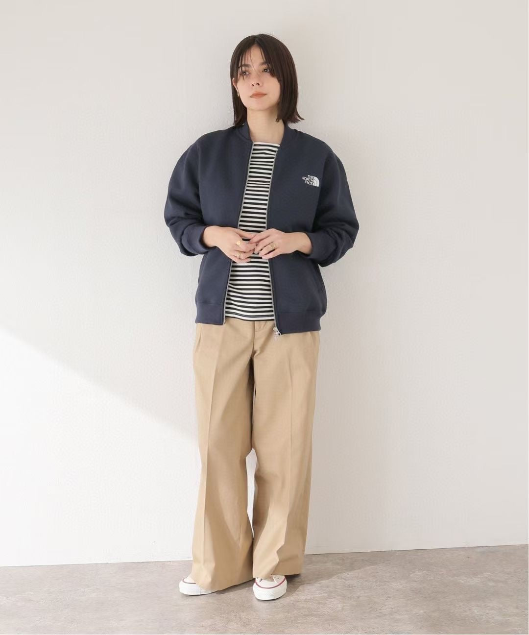 TNF 淨色拉鏈刺繡jacket