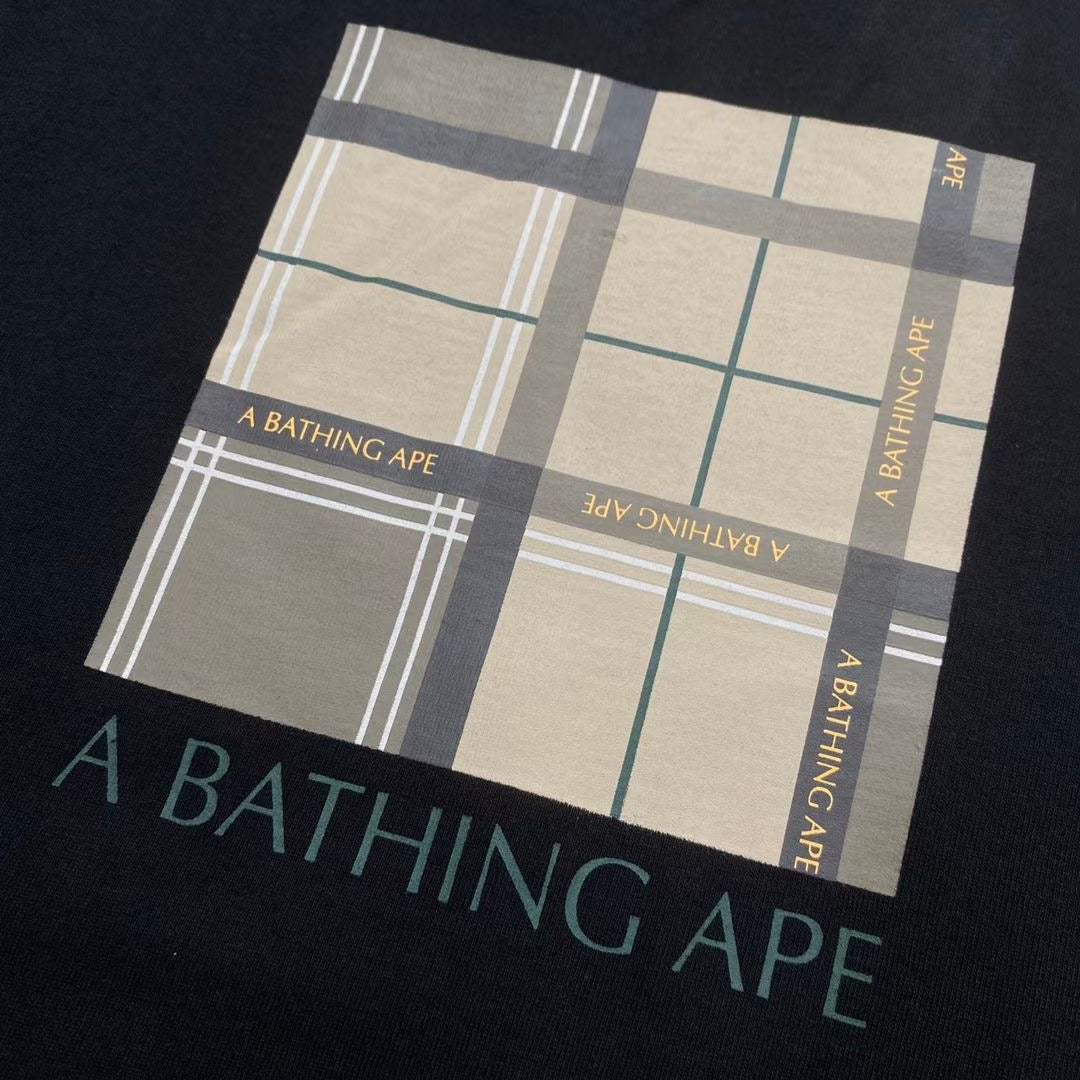 A bathing ape 格仔tee
