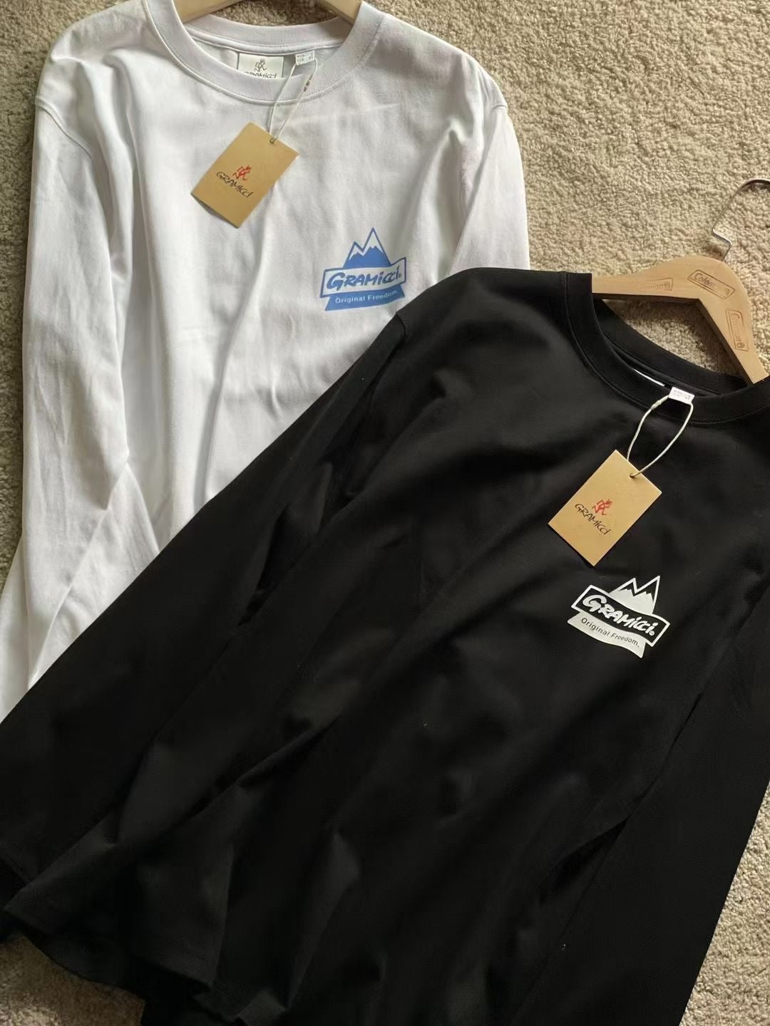 Gramicci 長袖logo tee