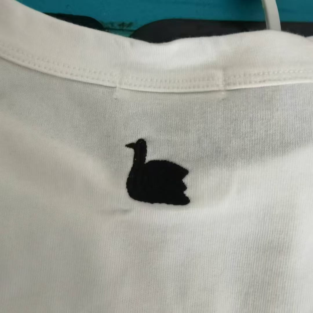 NOP字母tee