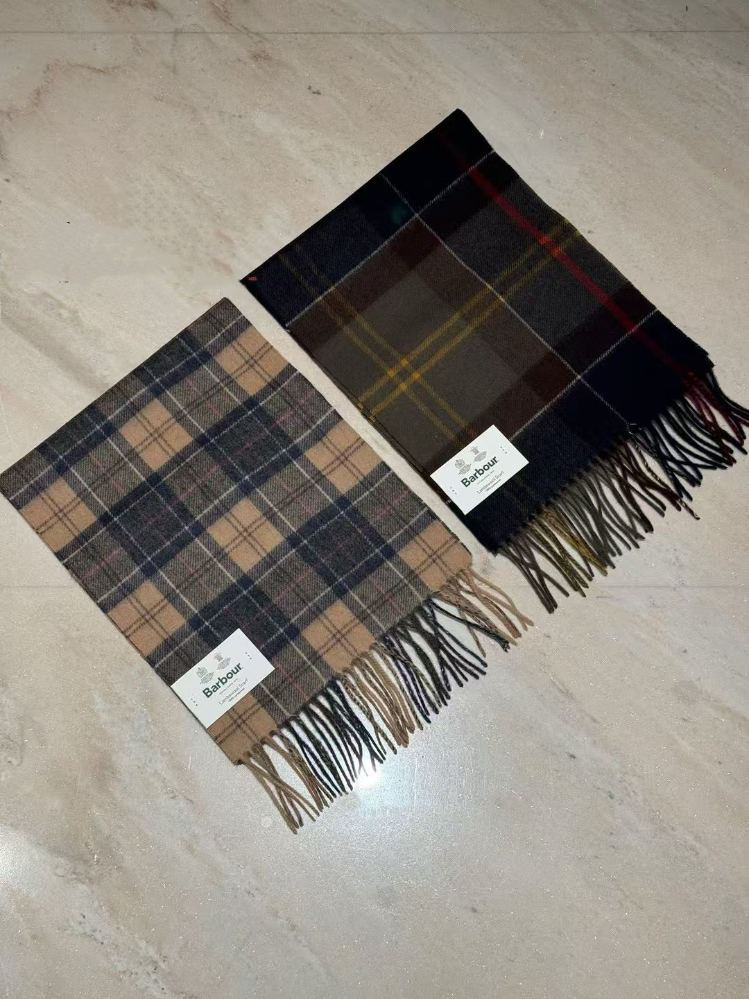 Barbour 格仔頸巾