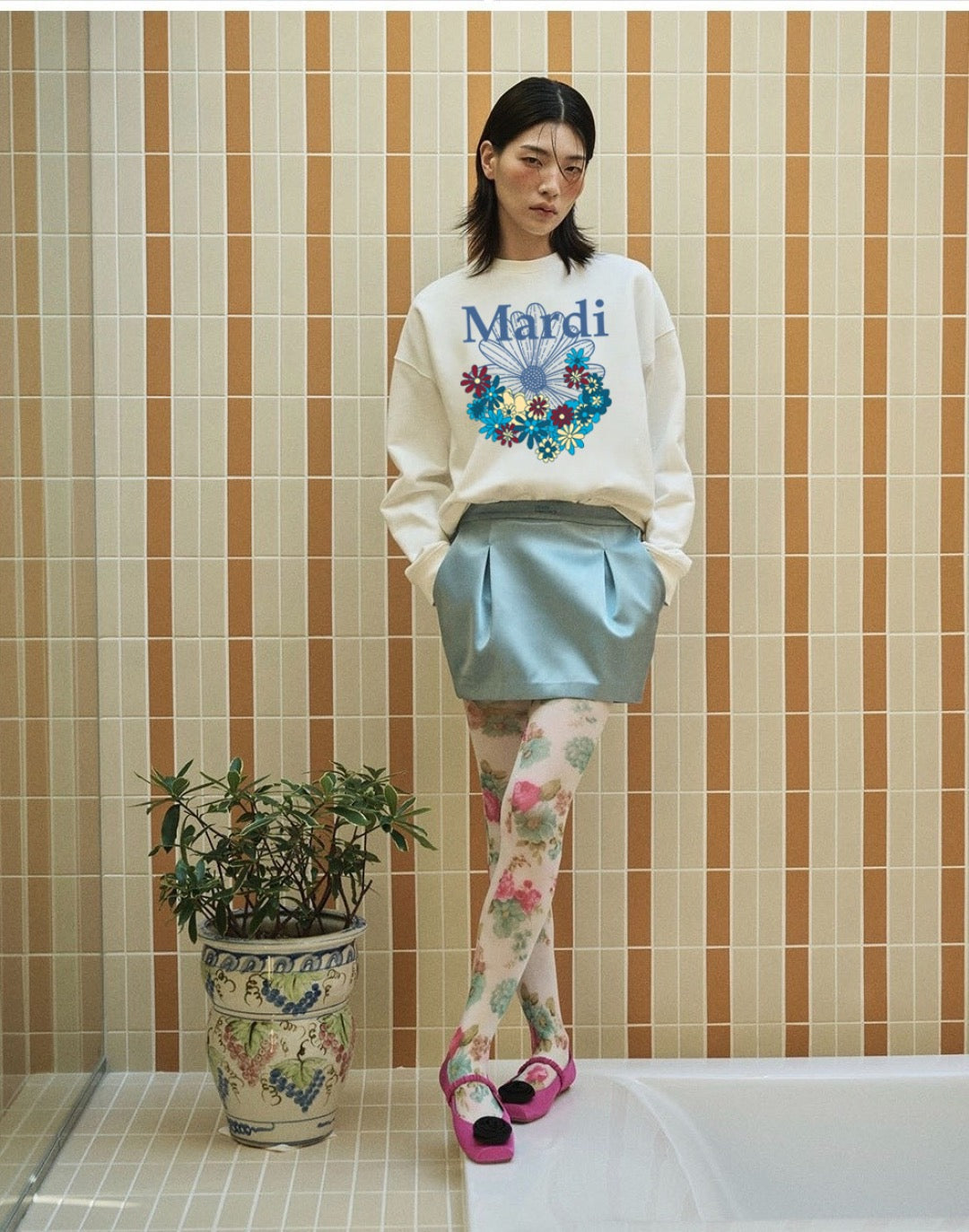 Mardi flower 衛衣
