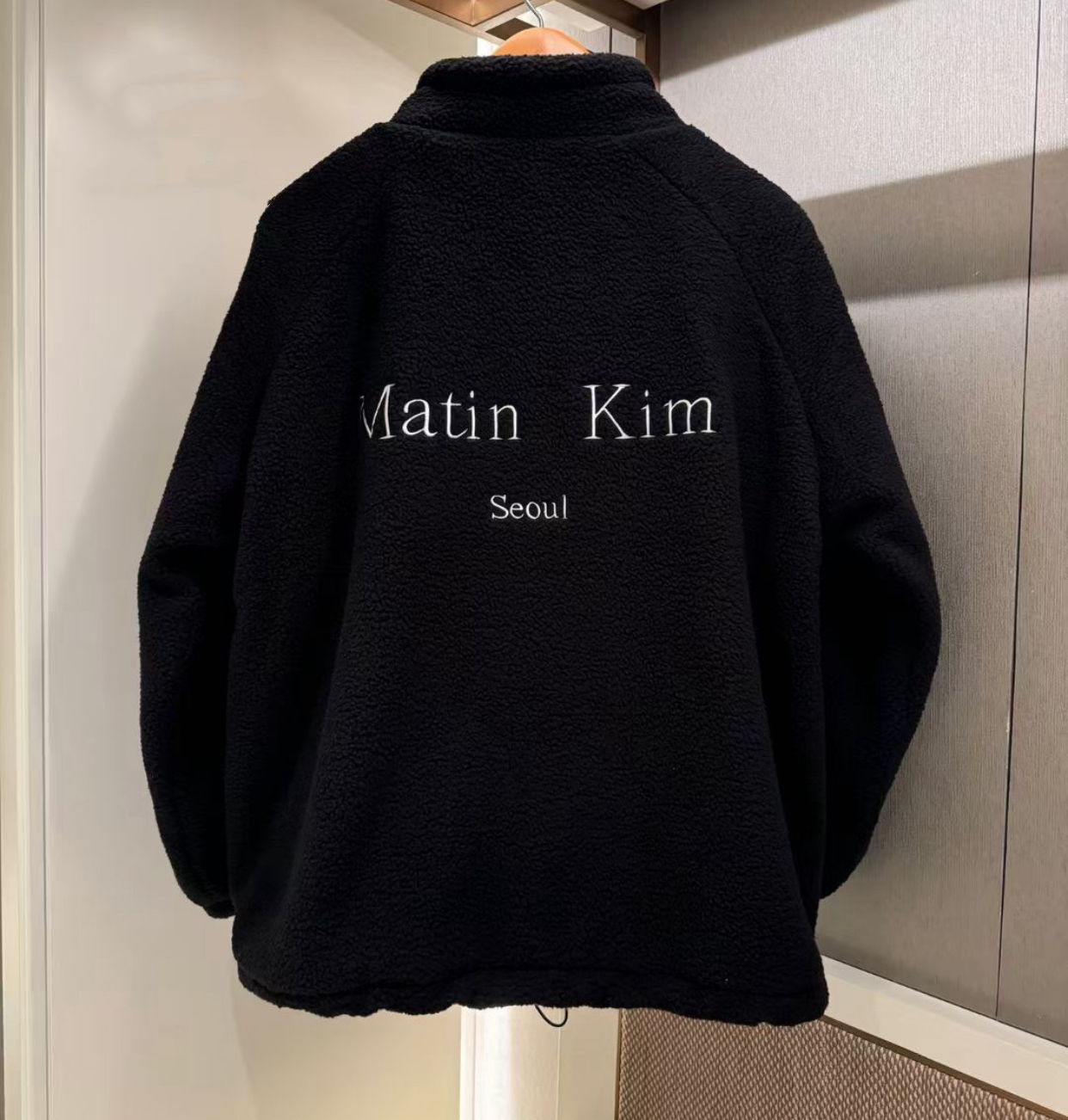 Matin Kim搖粒絨jacket