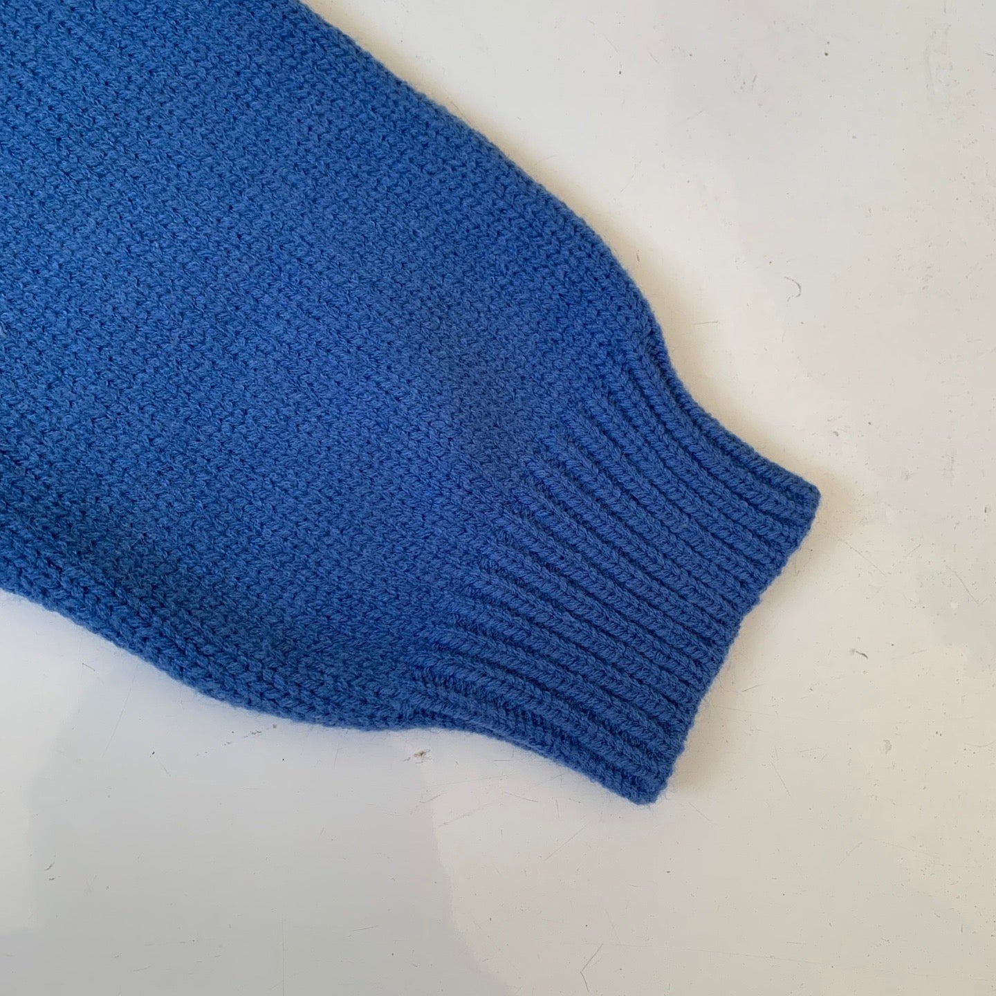 韓國urban sophistication 刺繡sweater
