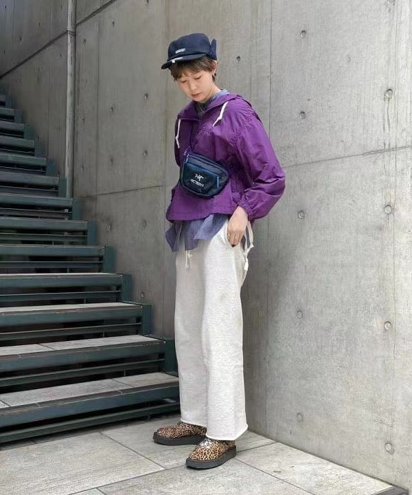 Beams boy 防風拉鏈hoodies