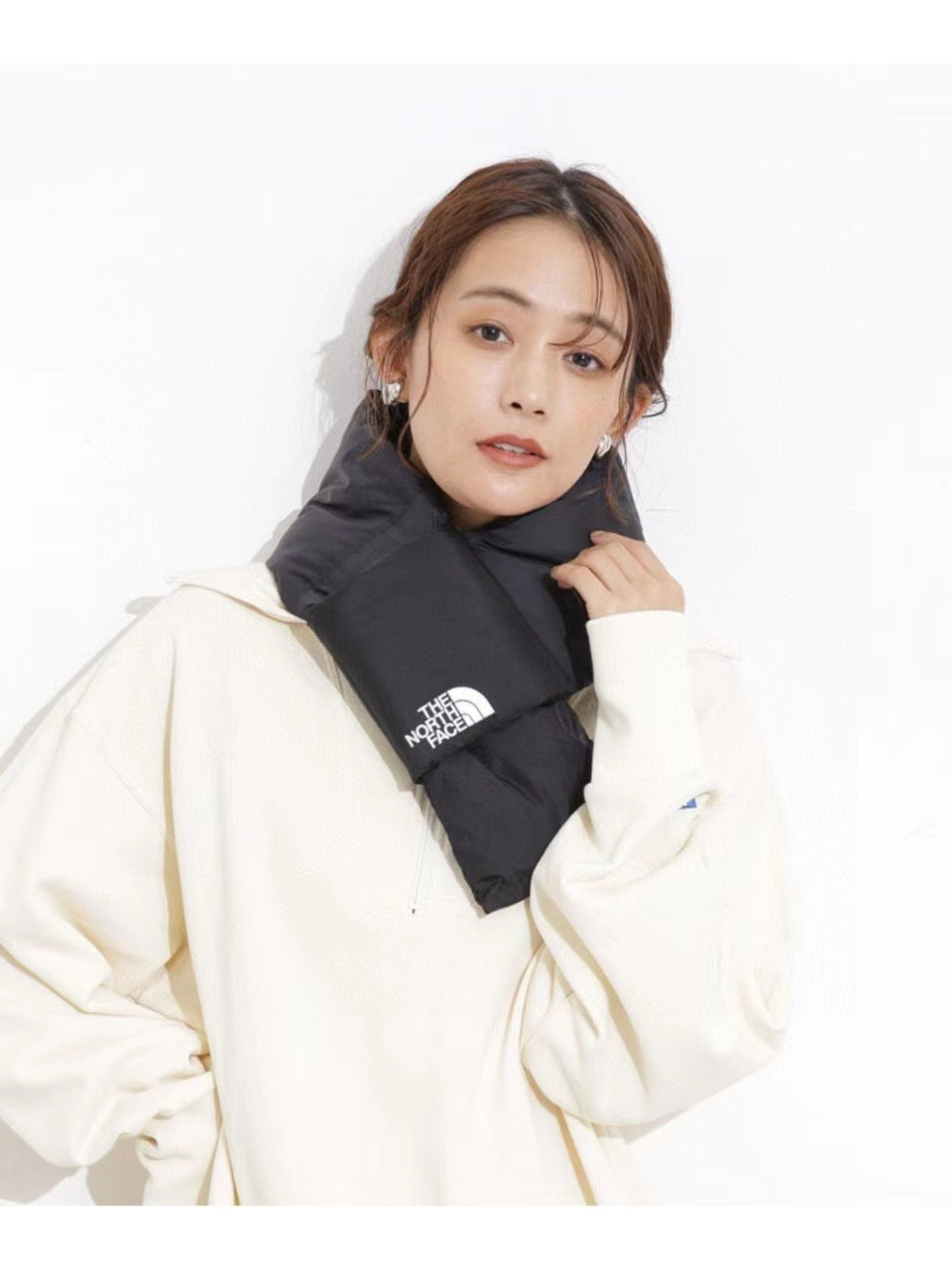 TNF 頸巾