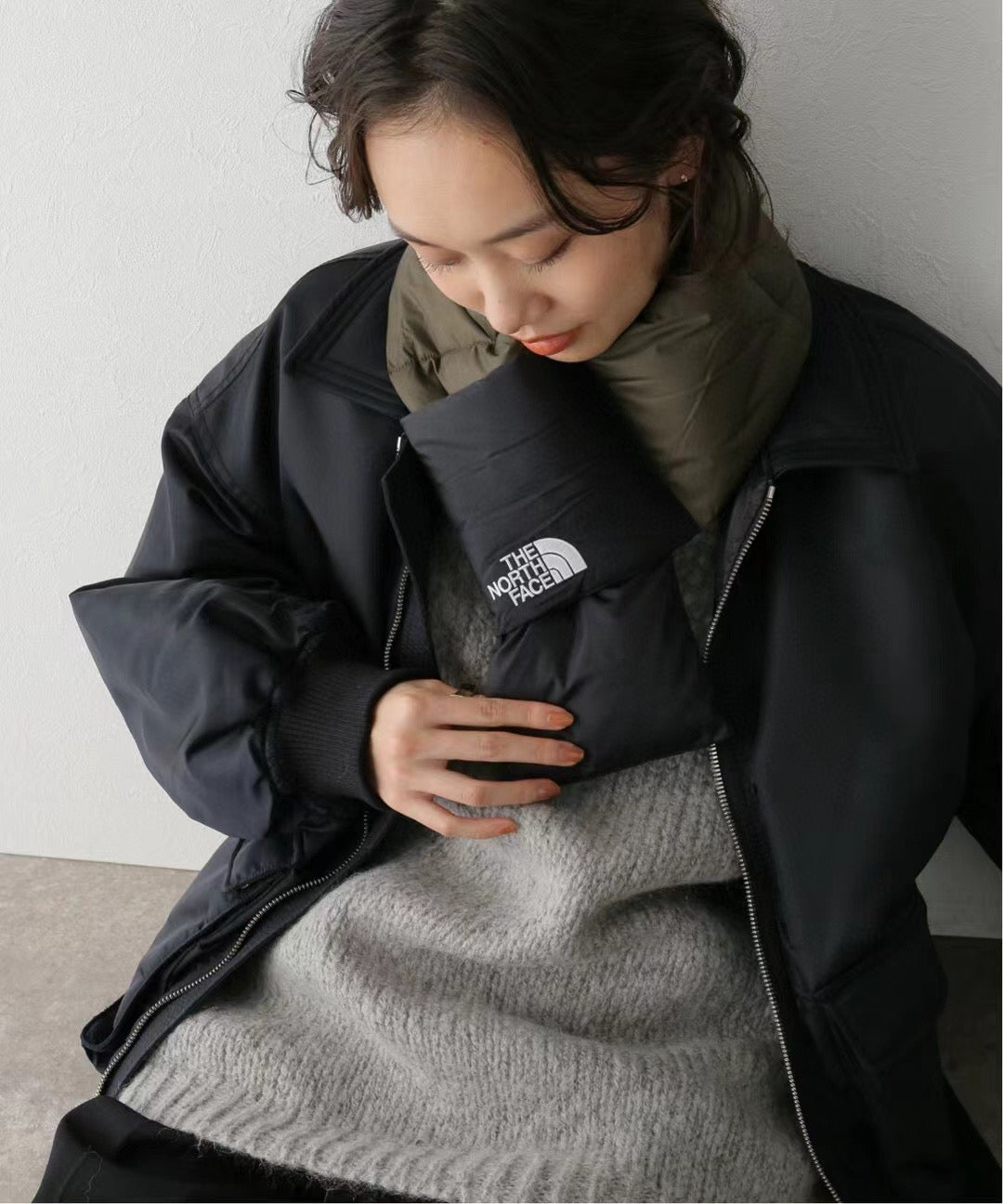 TNF 頸巾