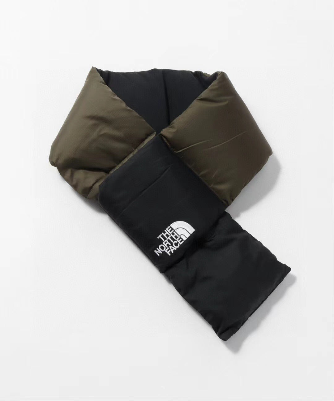 TNF 頸巾
