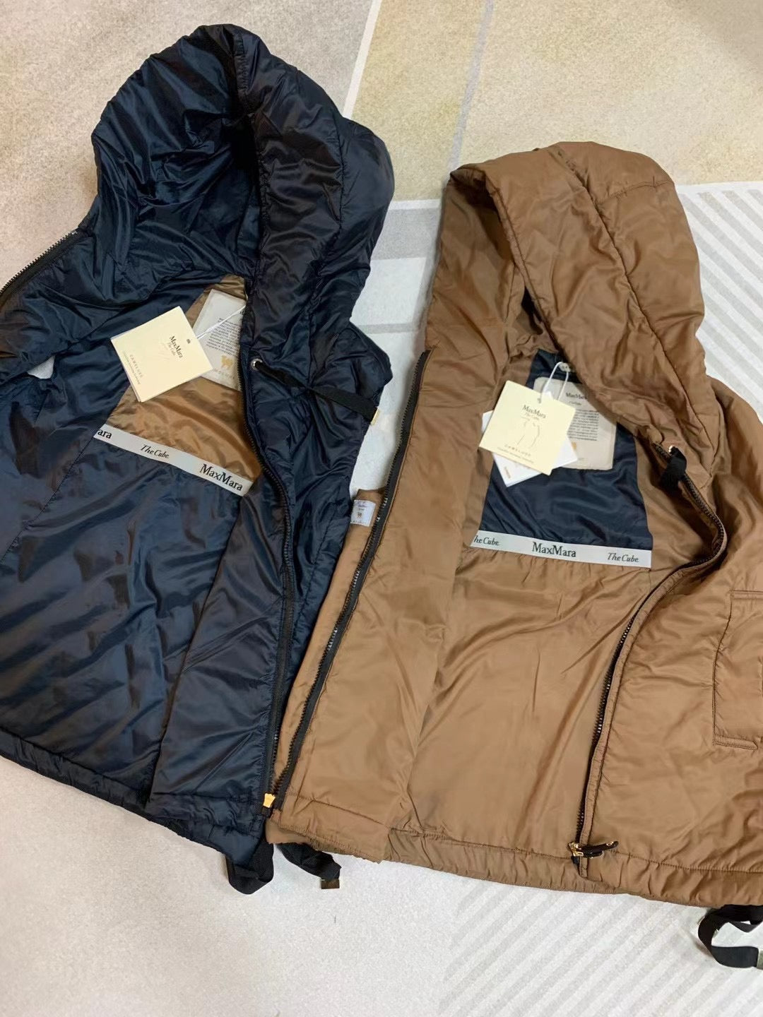 Max Mara 駝絨背心