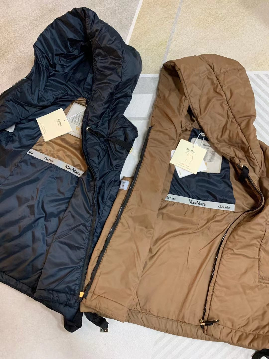 Max Mara 駝絨背心