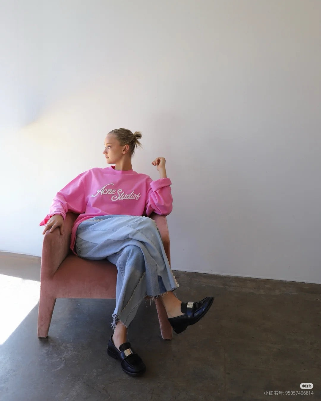 Acne studios 刺繡logo tee