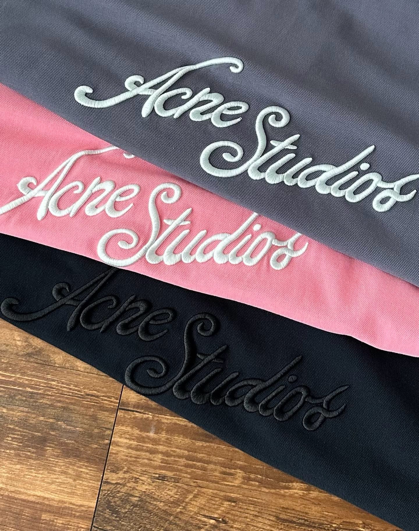 Acne studios 刺繡logo tee