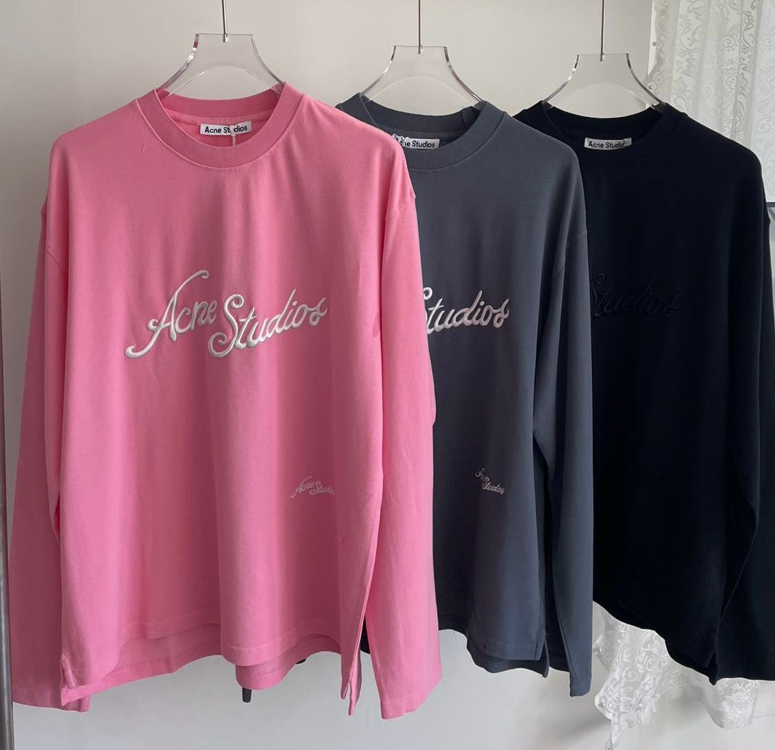 Acne studios 刺繡logo tee