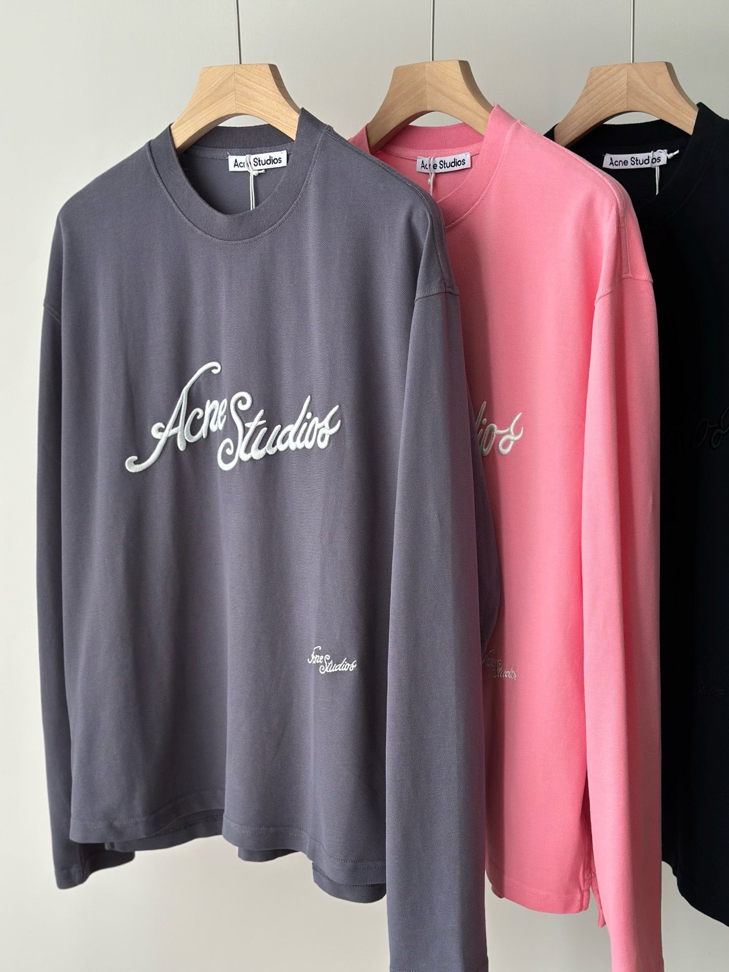 Acne studios 刺繡logo tee