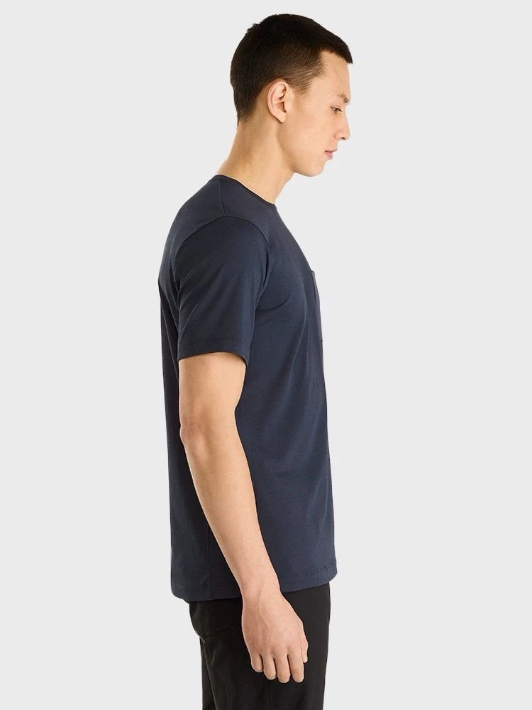 Arcteryx 透氣tee