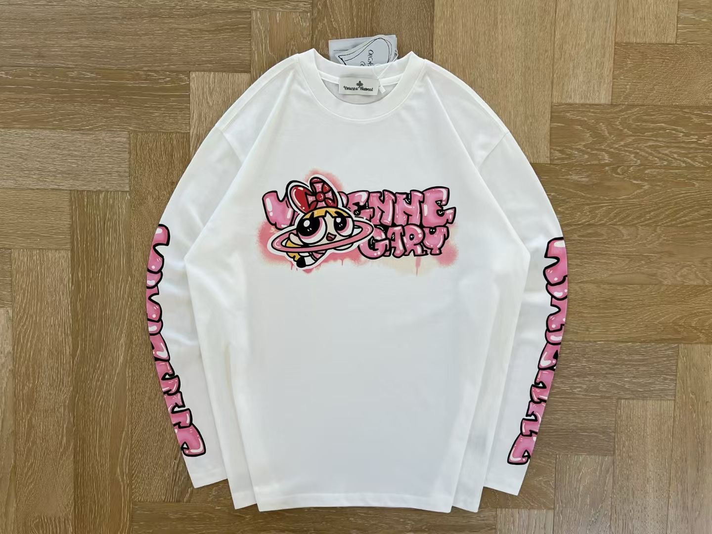 Vivienne Westwood x 飛天小女警tee