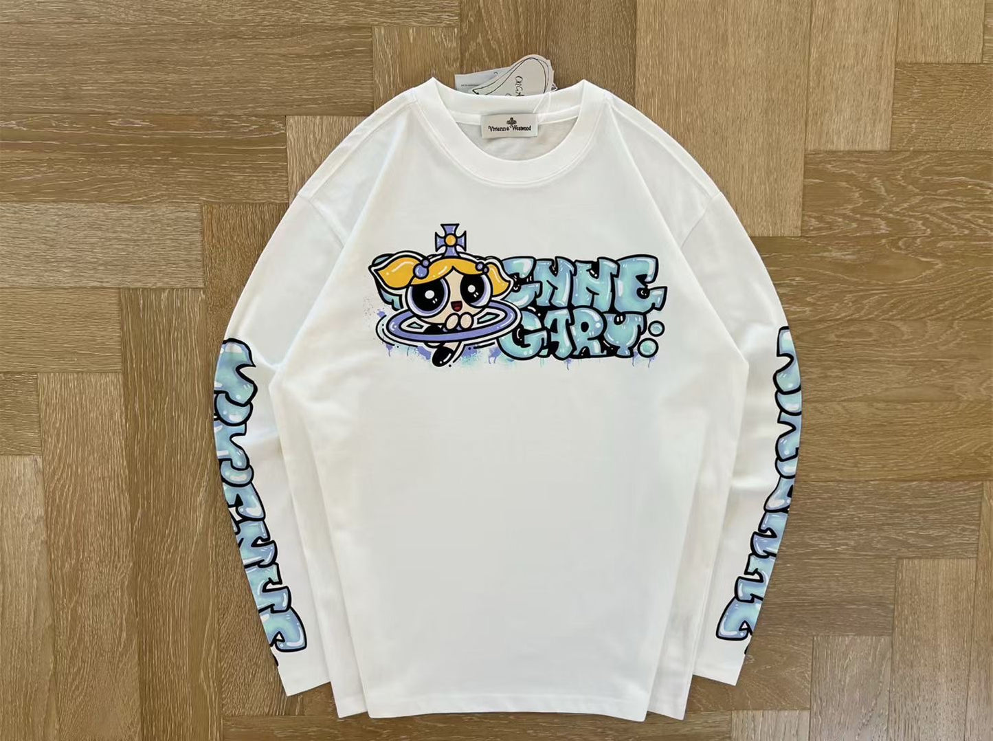 Vivienne Westwood x 飛天小女警tee