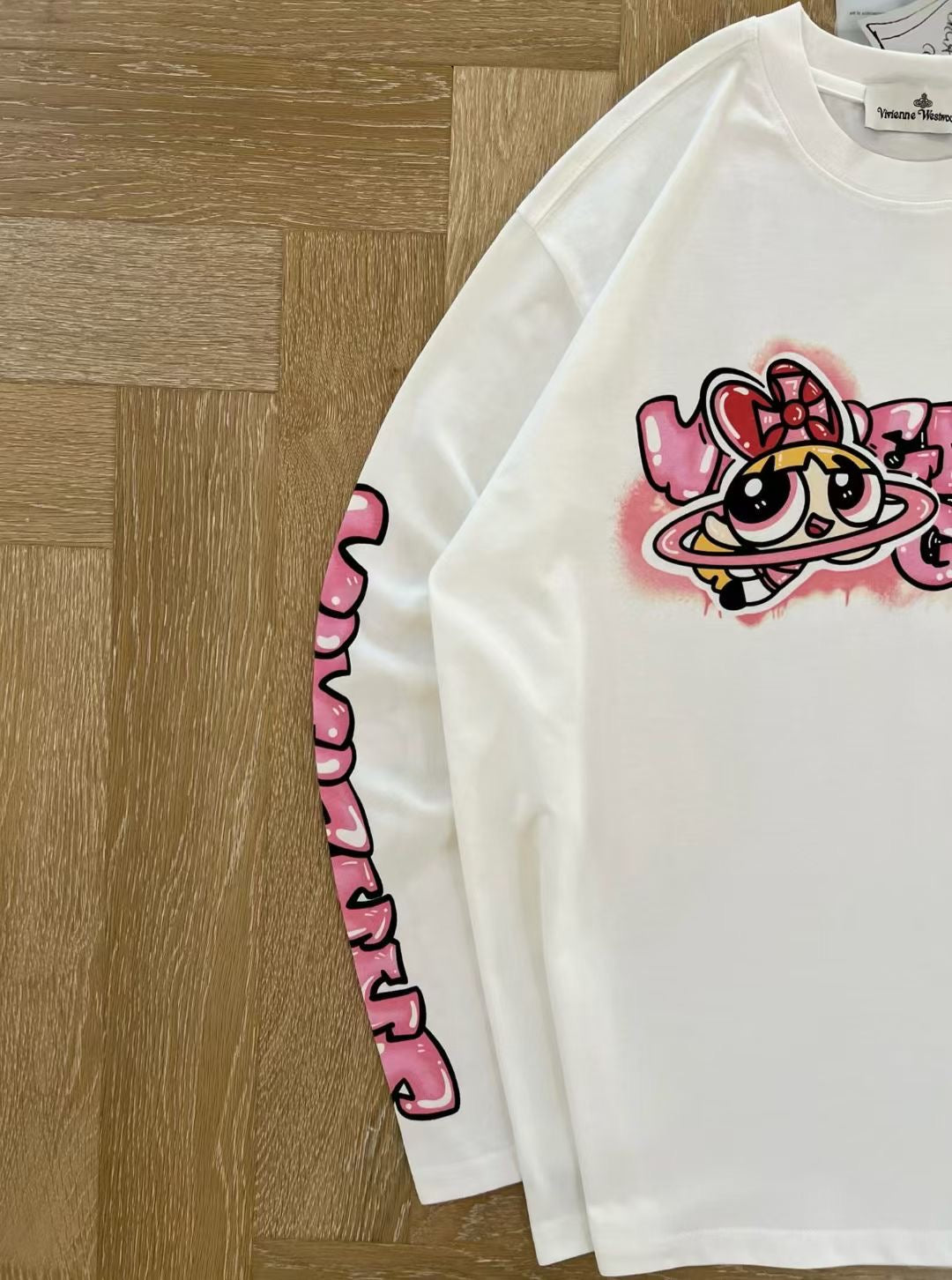Vivienne Westwood x 飛天小女警tee