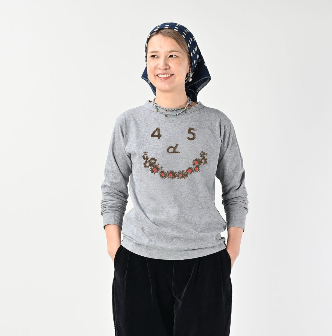 45R flower smile tee
