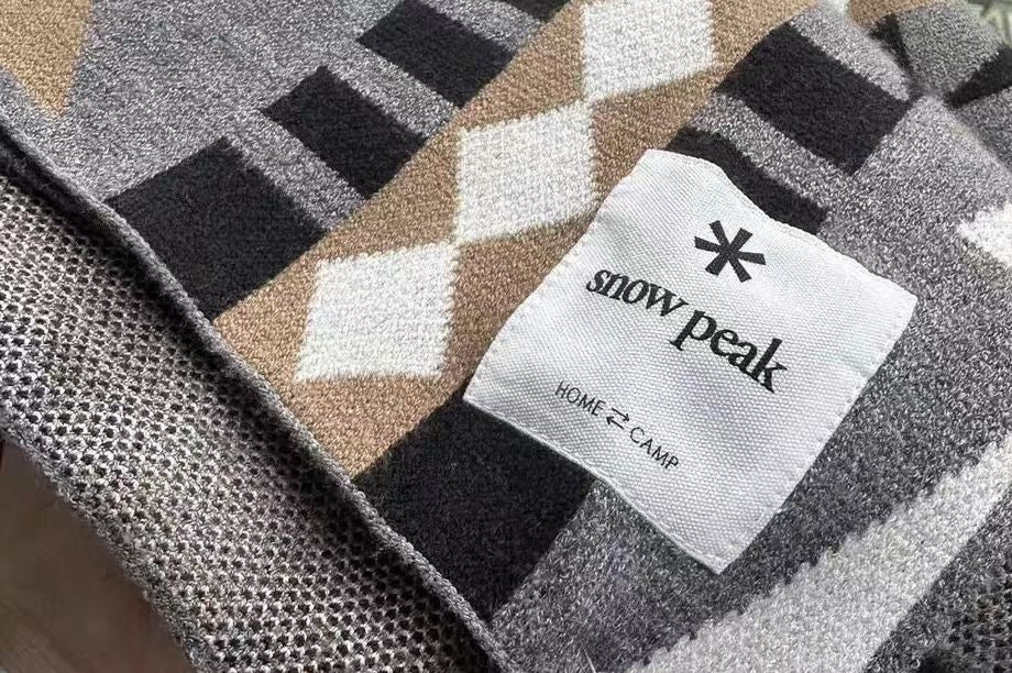 Snow peak 針織披肩頸巾