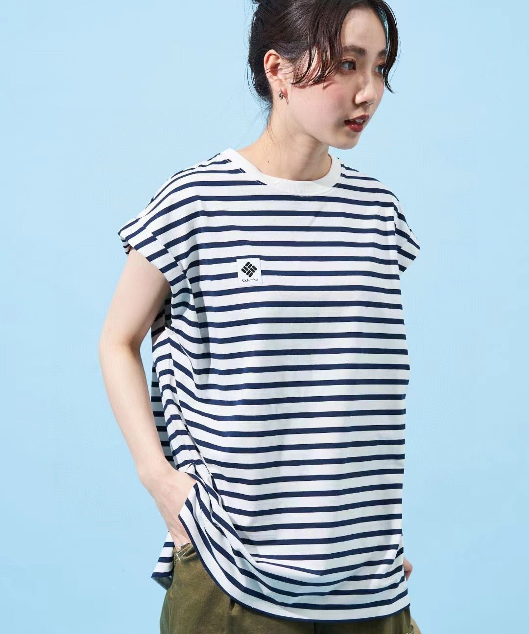 Columbia 刺繡tee