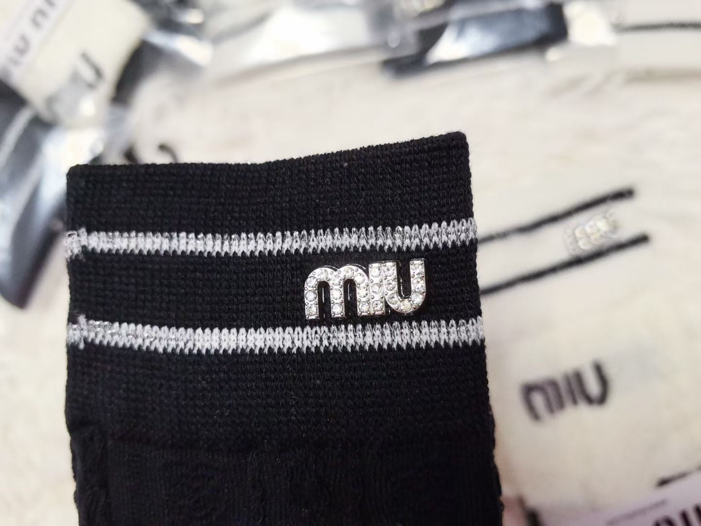 Miu Miu閃石襪