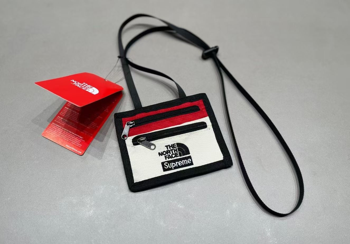 TNF x supreme 撞色帆布袋