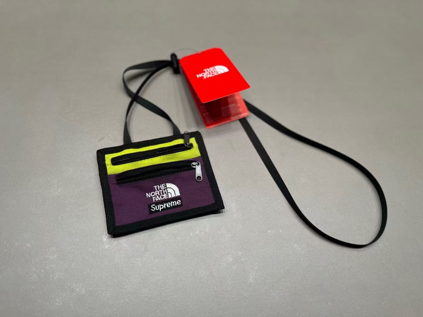 TNF x supreme 撞色帆布袋