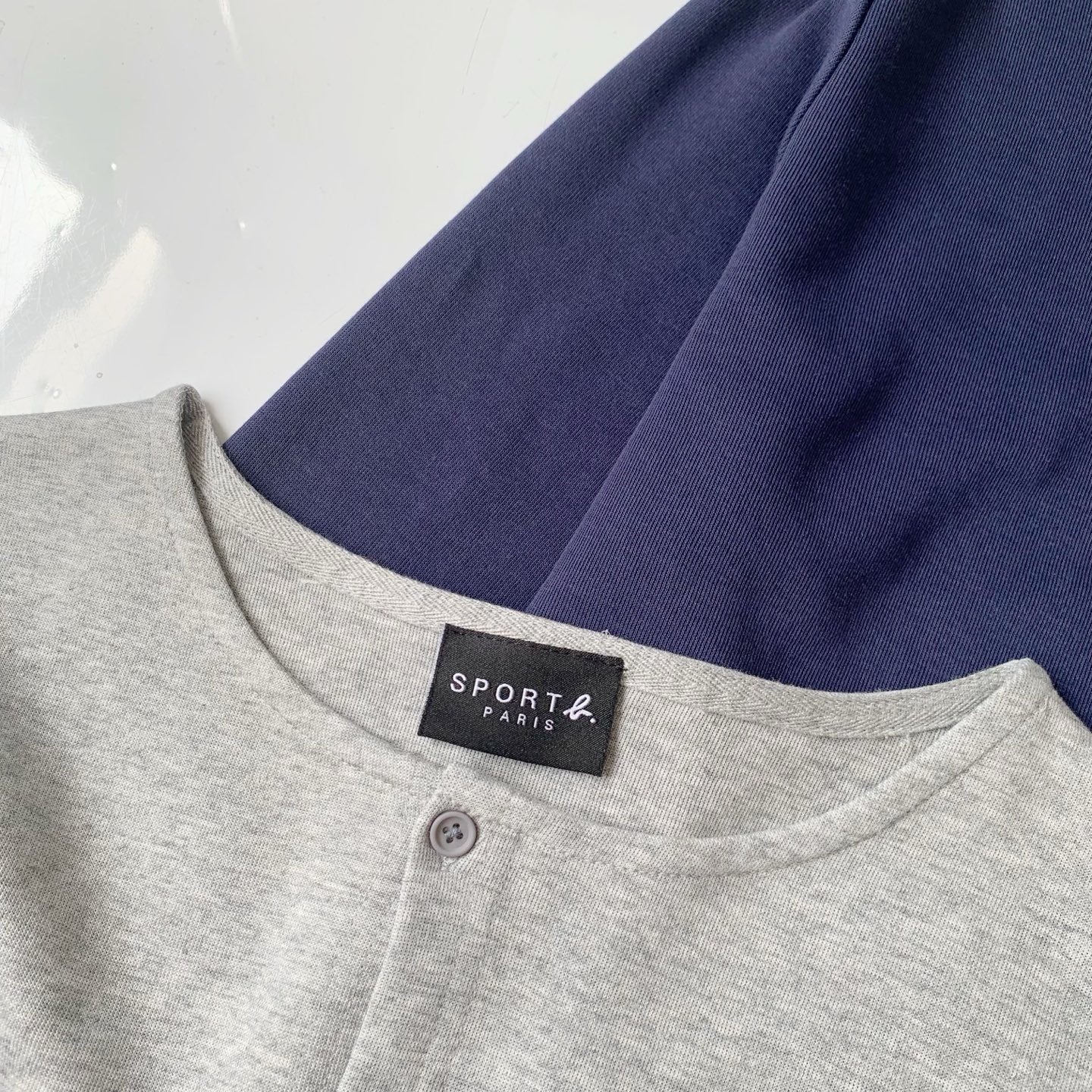 Agnes b 撞色cardigan