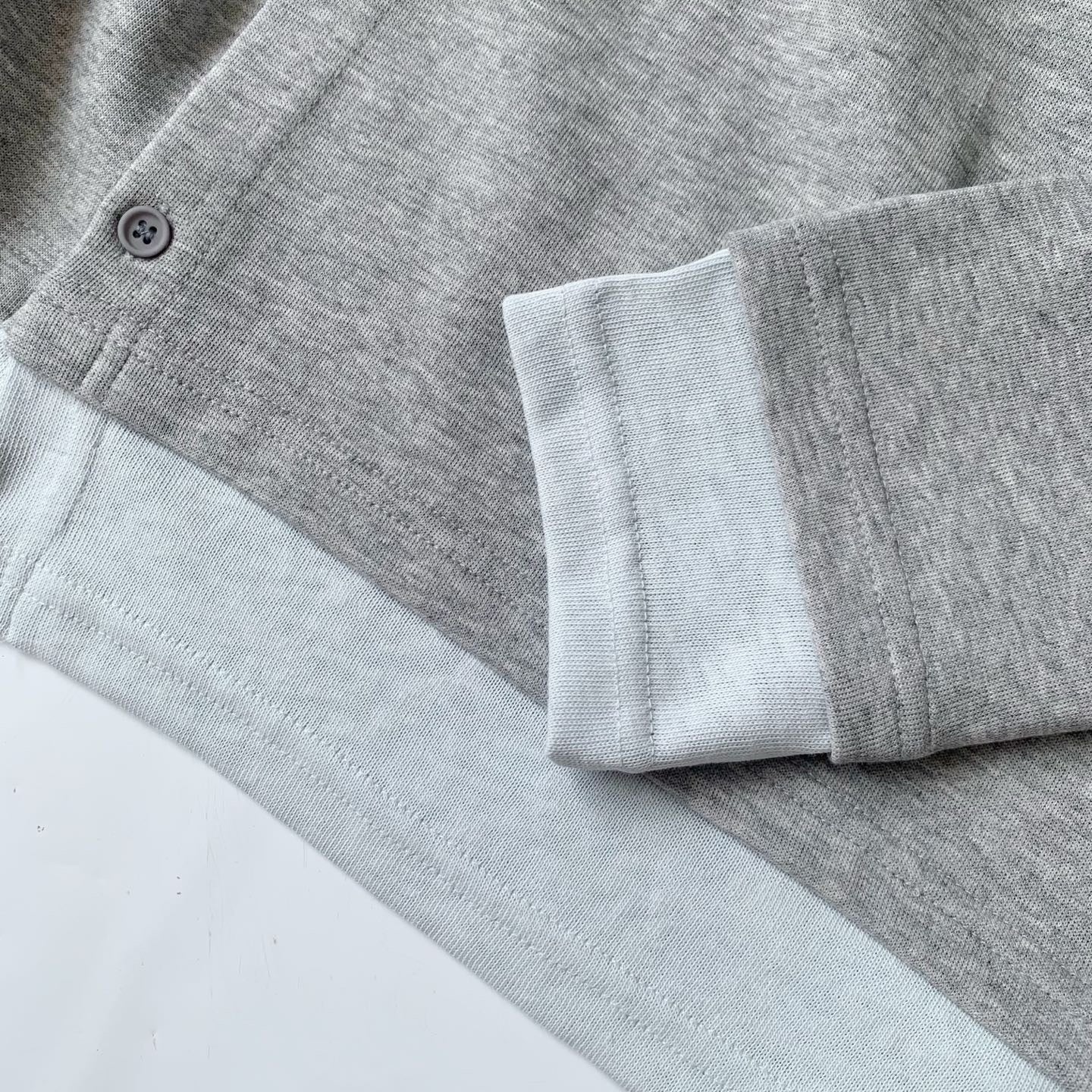 Agnes b 撞色cardigan