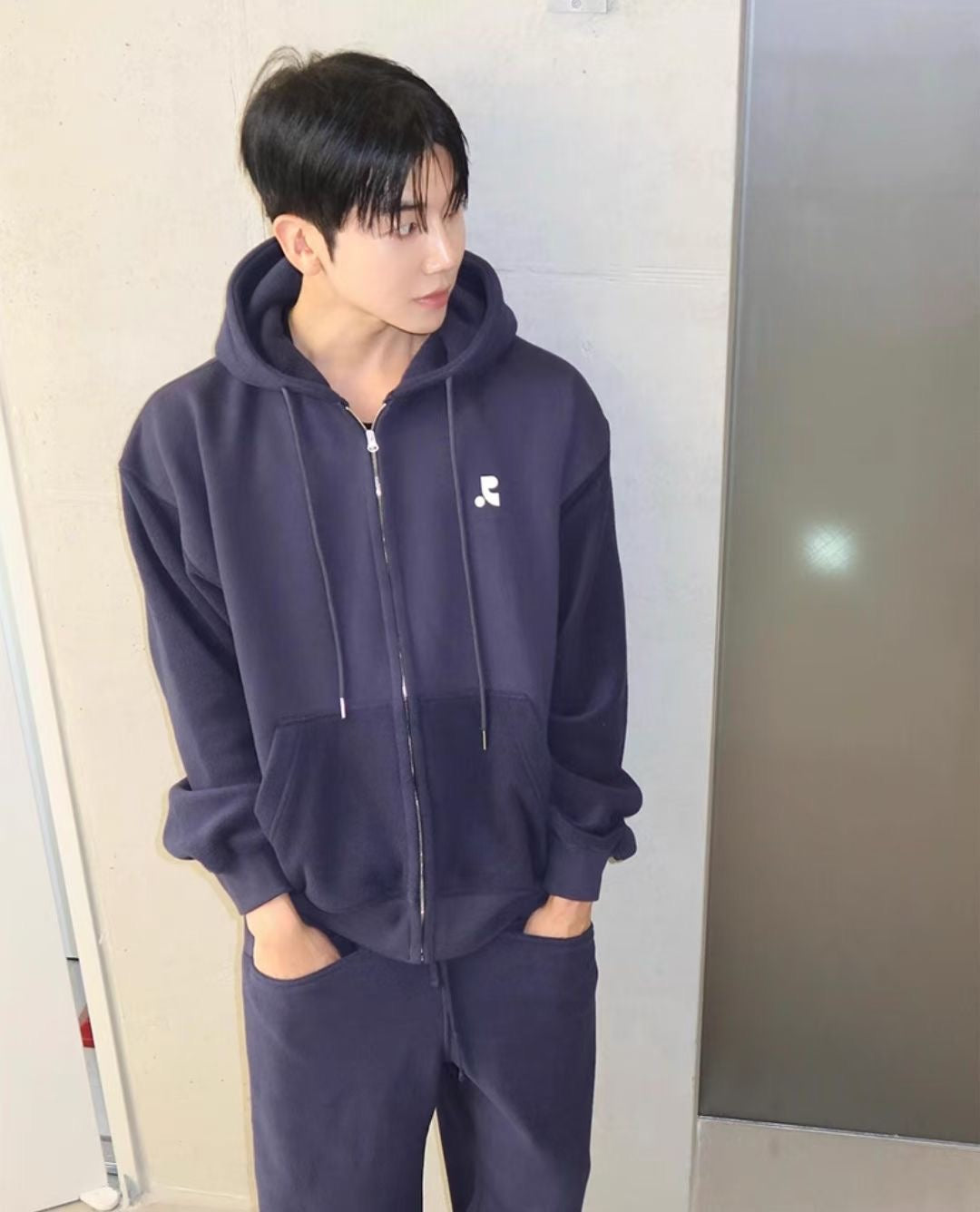 Rest & Recreation hoodies jacket