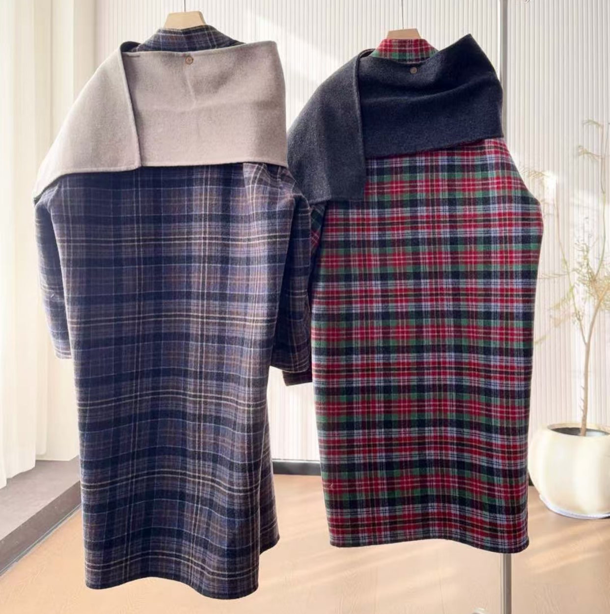 Vivienne Westwood 雙面羊毛褸連頸巾