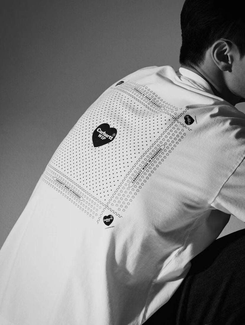 Carhartt 心心印花 tee