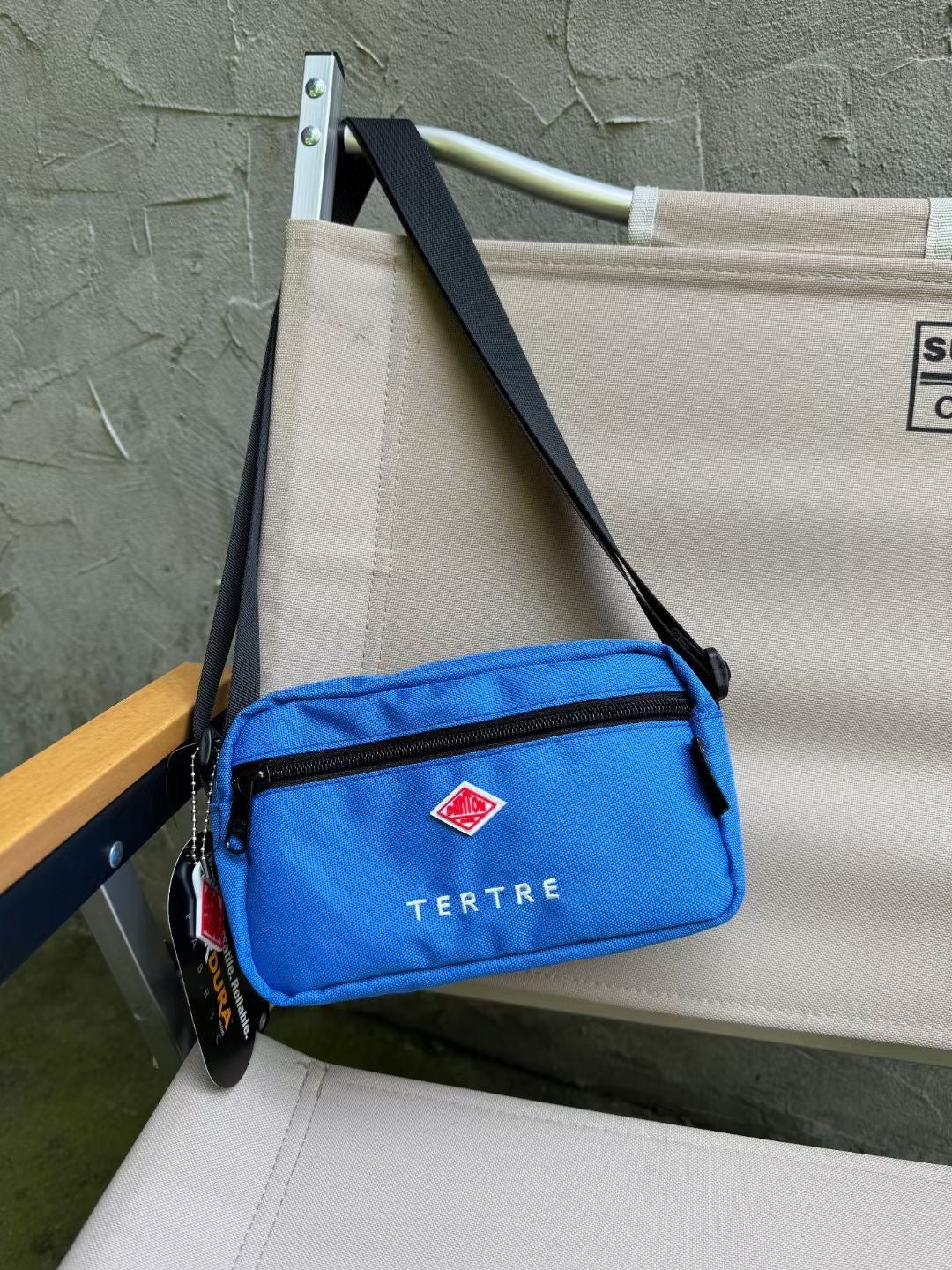 Danton canvas shoulder pouch