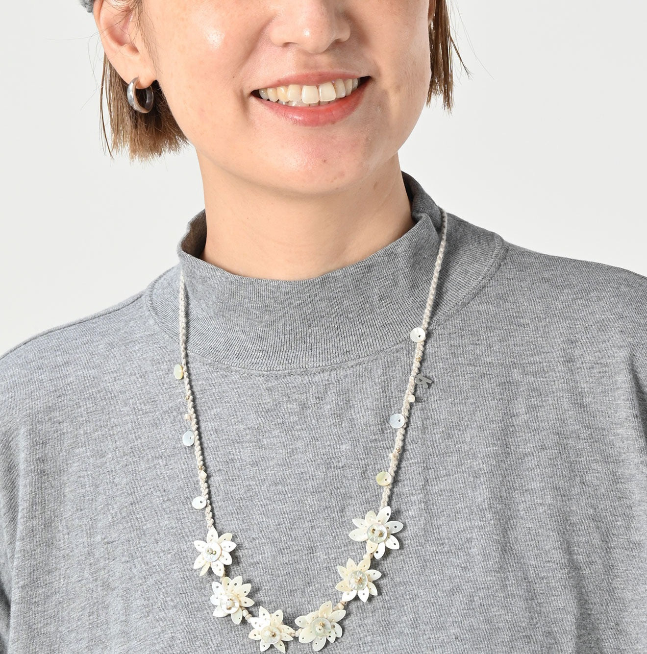 45R高領淨色tee