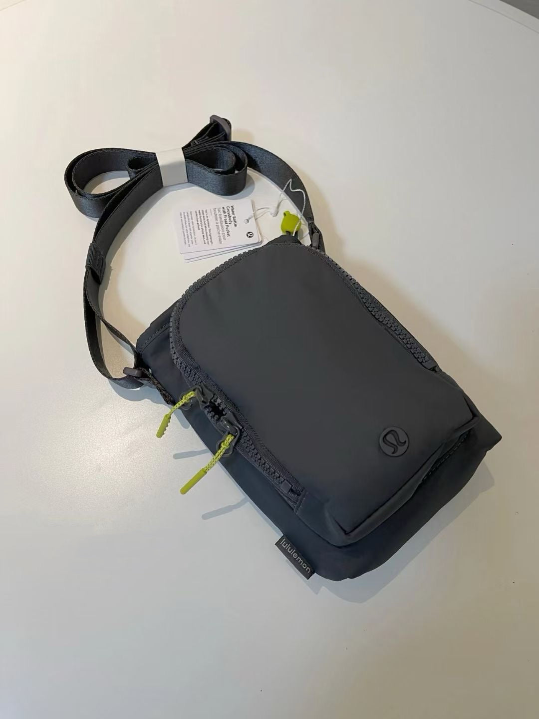 Lululemon 水壺袋