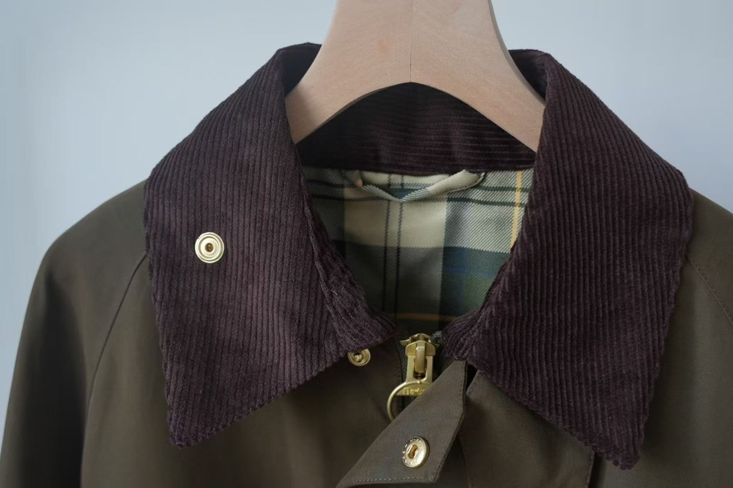 Barbour 薄棉外套