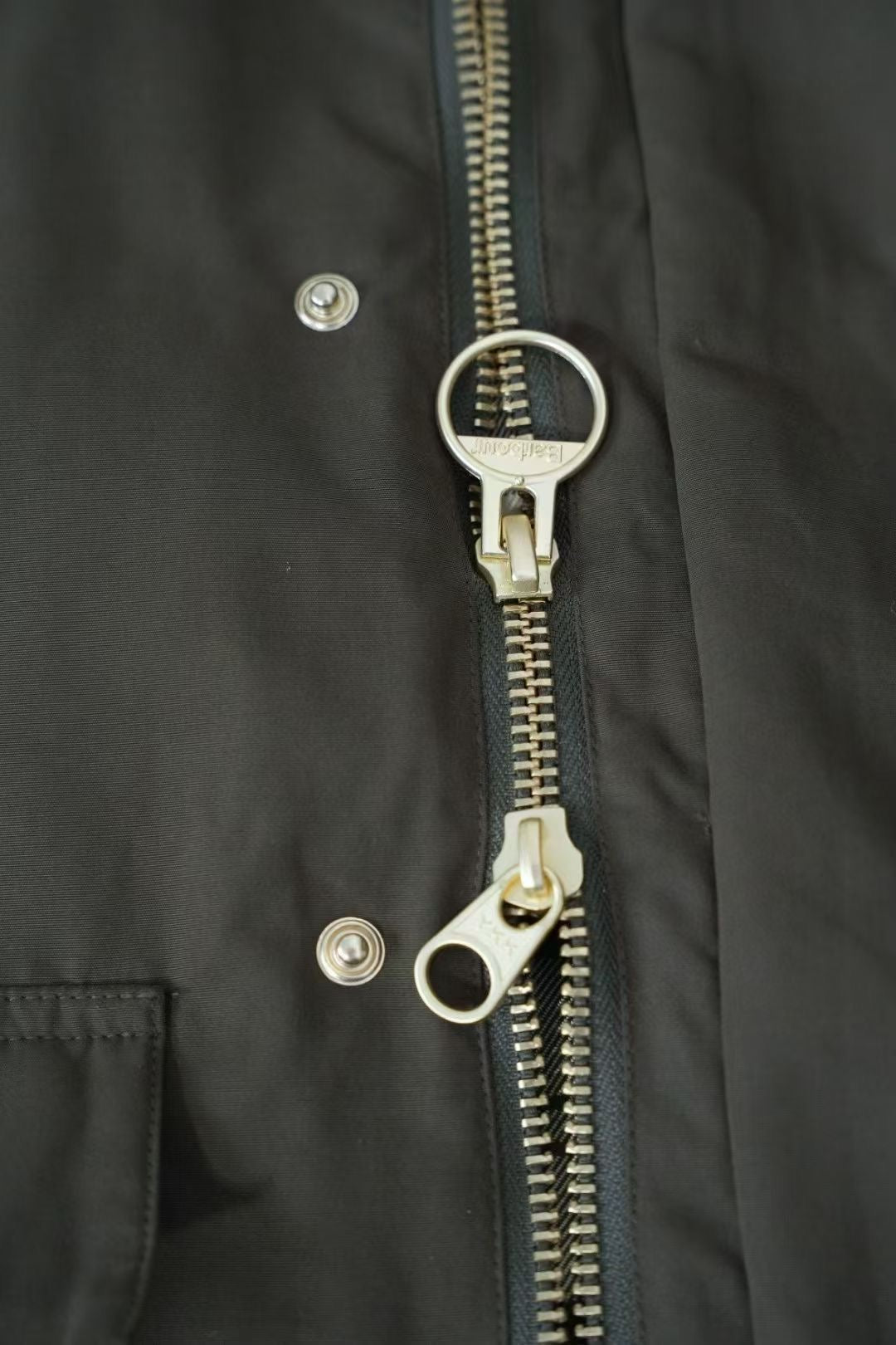 Barbour 薄棉外套