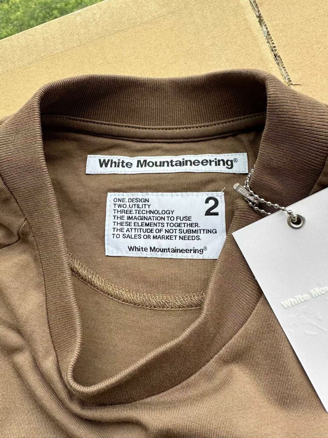 日單white mountaineering tee